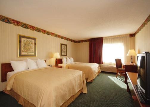 Baymont By Wyndham Evansville North/Haubstadt Warrenton Phòng bức ảnh